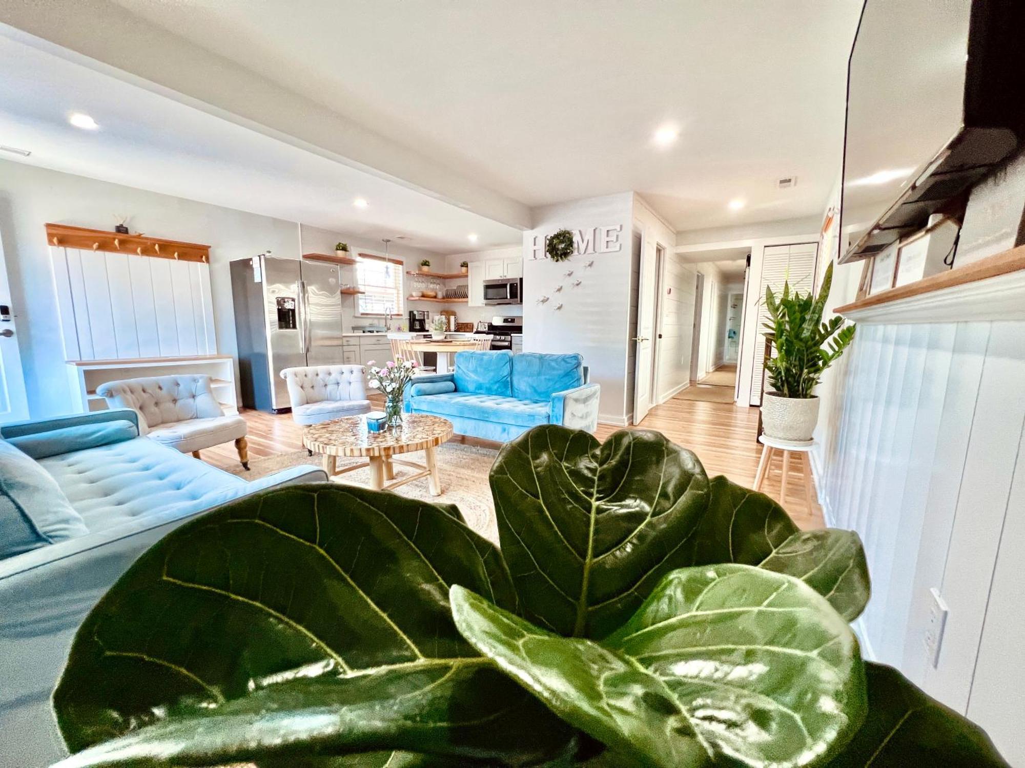 Unique Wildwood 3 Bedroom 1,5 Ba Entire House In The Heart Of Wildwood! 외부 사진
